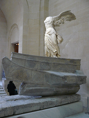 nike de samothrace louvre