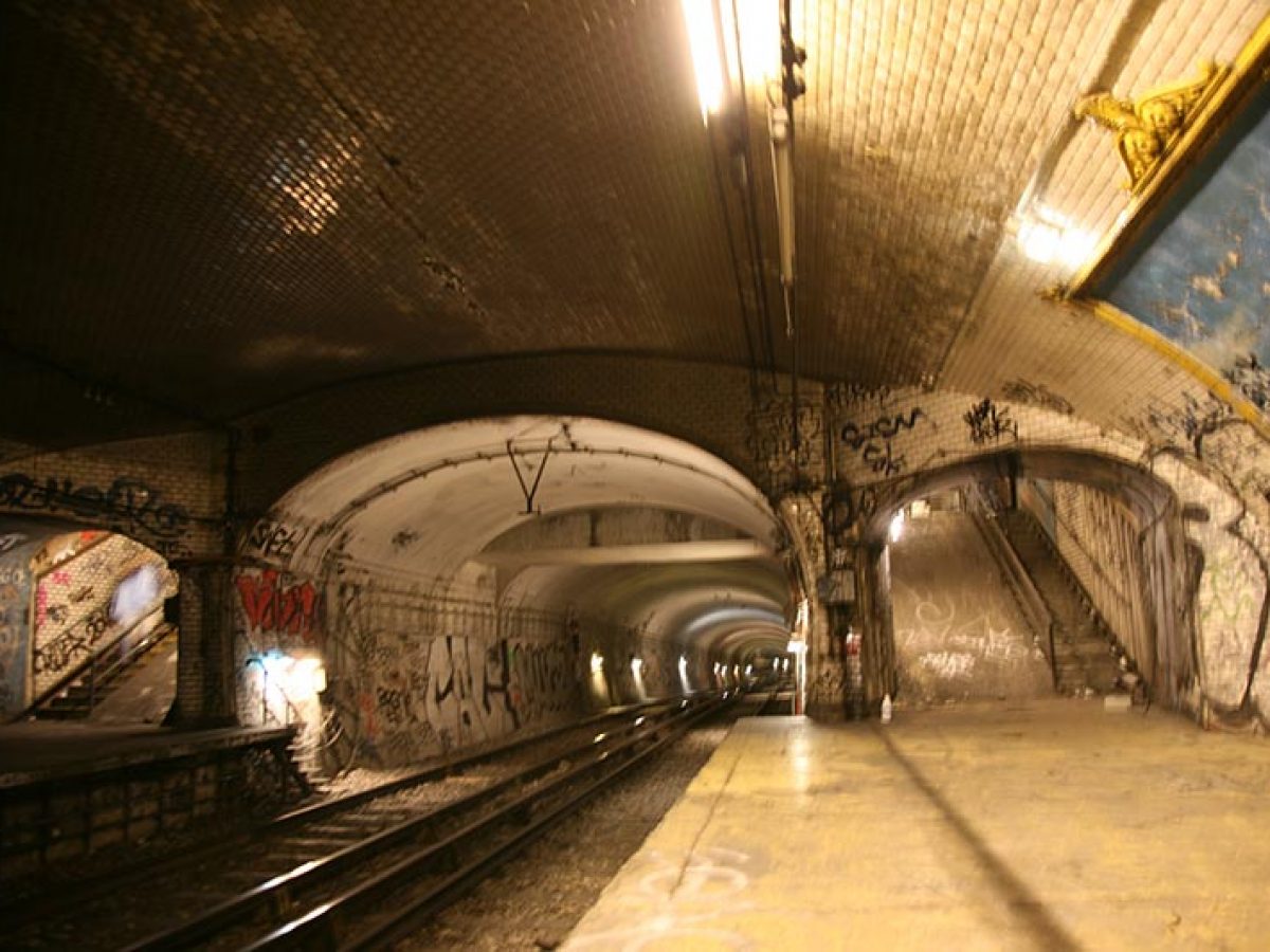 The ghost stations of the Paris underground PARISCityVISION